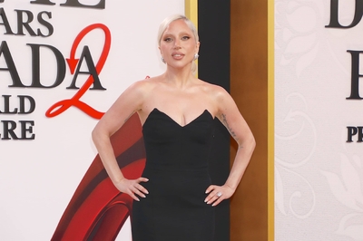 gagaimages_0180.jpg