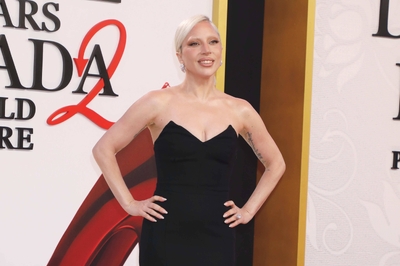 gagaimages_0182.jpg