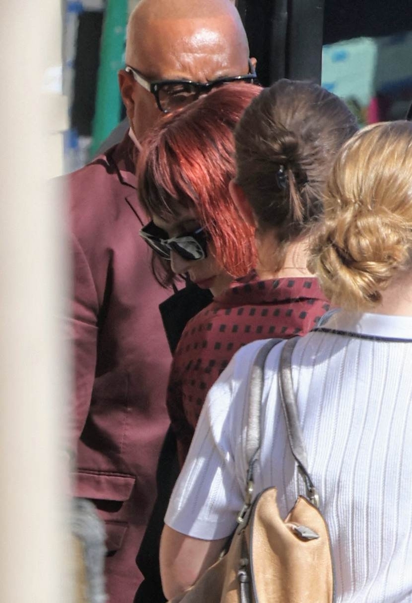 Arriving at "Jimmy Kimmel Live!" studios in Los Angeles, CA (Oct. 1)