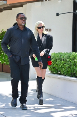 gagaimages_0003.jpg