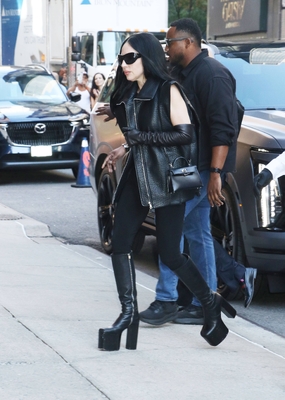 gagaimages_0019.jpg