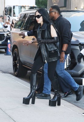 gagaimages_0020.jpg