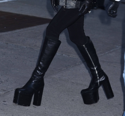 gagaimages_0041.jpg
