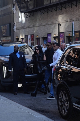 gagaimages_0095.jpg