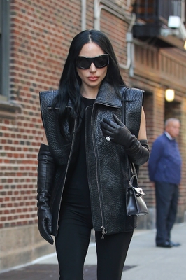 gagaimages_0135.jpg