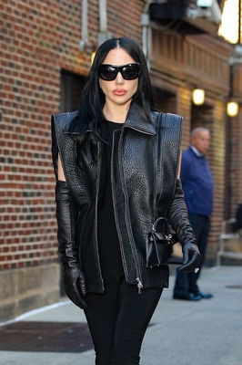 gagaimages_0137.jpg