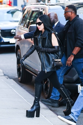 gagaimages_0139.jpg