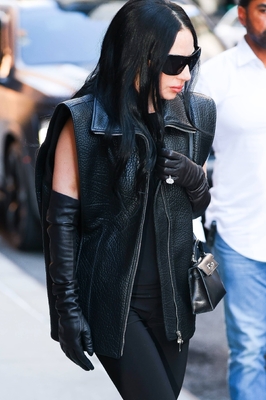 gagaimages_0140.jpg
