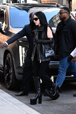 gagaimages_0161.jpg