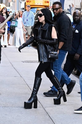gagaimages_0165.jpg
