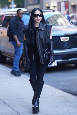 gagaimages_0166.jpg