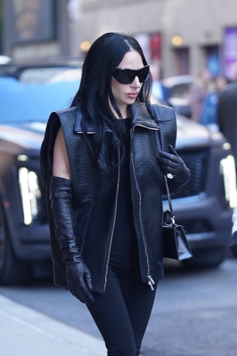 gagaimages_0169.jpg