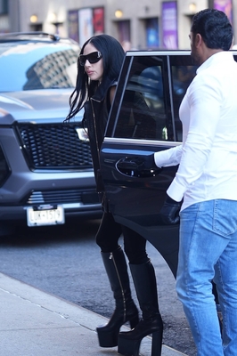 gagaimages_0186.jpg