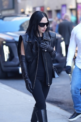 gagaimages_0193.jpg
