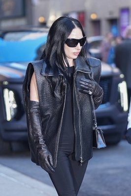 gagaimages_0195.jpg