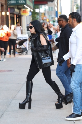 gagaimages_0200.jpg