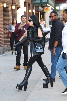 gagaimages_0202.jpg