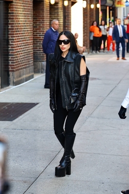 gagaimages_0258.jpg