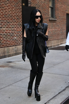 gagaimages_0276.jpg