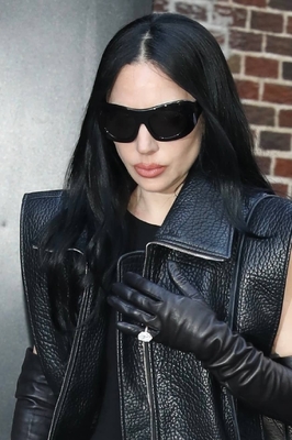 gagaimages_0306.jpg