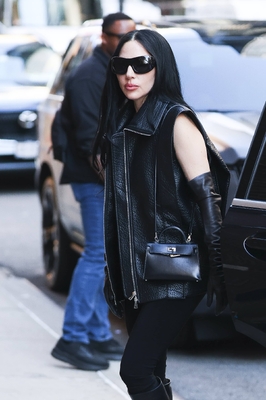 gagaimages_0334.jpg