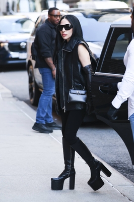 gagaimages_0336.jpg