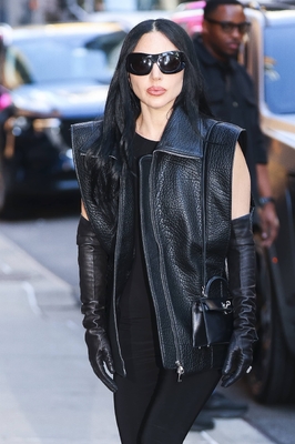 gagaimages_0337.jpg