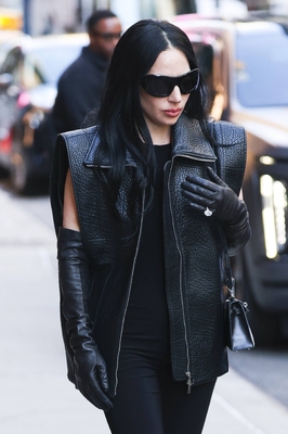 gagaimages_0341.jpg