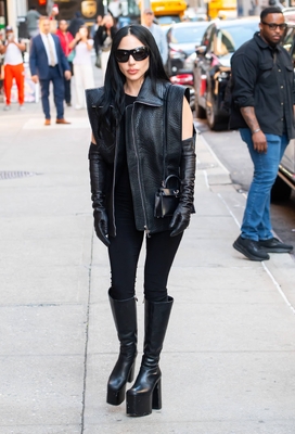 gagaimages_0357.jpg