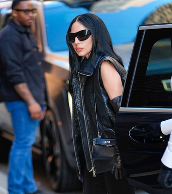 gagaimages_0367.jpg