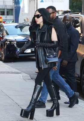 gagaimages_0395.jpg