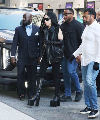 gagaimages_0401.jpg