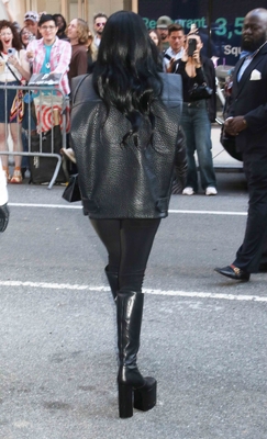 gagaimages_0406.jpg