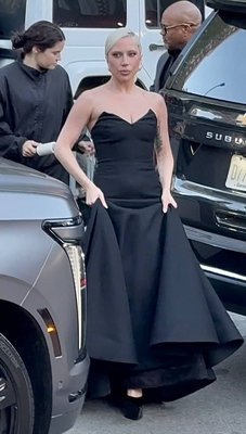 gagaimages_0049.jpg