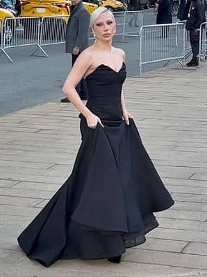 gagaimages_0051.jpg