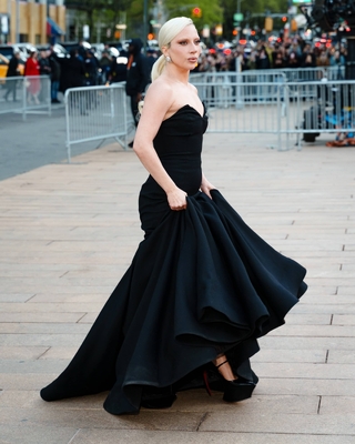 gagaimages_0068.jpg