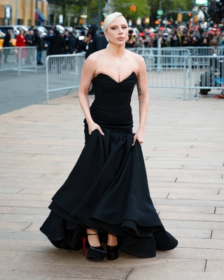 gagaimages_0077.jpg