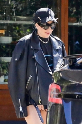 gagaimages_0037.jpg