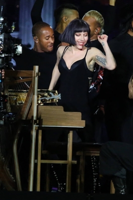 gagaimaes_0006.jpg