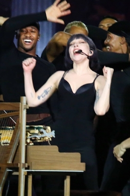 gagaimaes_0007.jpg