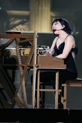 gagaimaes_0064.jpg