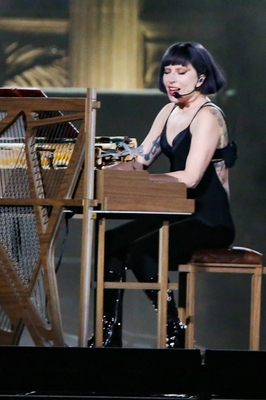 gagaimaes_0081.jpg