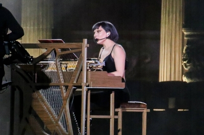 gagaimaes_0104.jpg