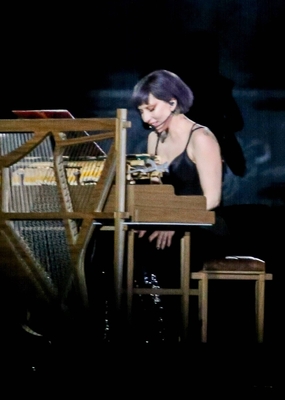 gagaimaes_0106.jpg