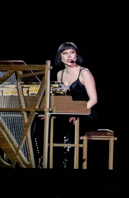 gagaimaes_0107.jpg
