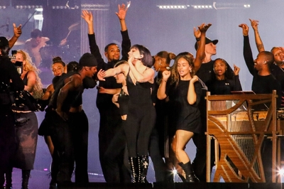gagaimaes_0114.jpg