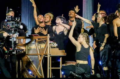 gagaimaes_0125.jpg