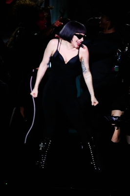 gagaimaes_0310.jpg