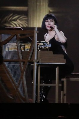 gagaimaes_0327.jpg