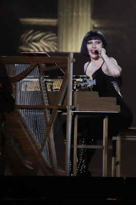 gagaimaes_0336.jpg